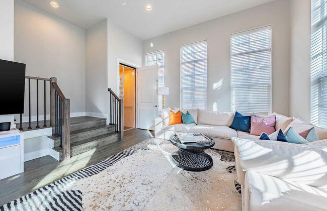 Modern Home, Private Balcony, Near Rainey & Lady Bird Lake Haus of Z - Foto 13