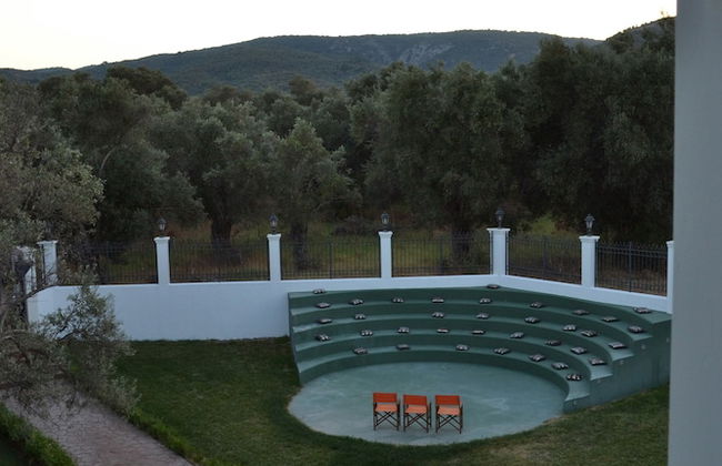 Mikamas Villa - Photo 27