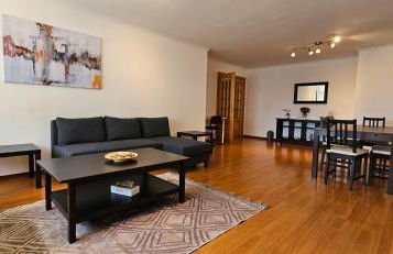Modern 3 Bed Flat - Beaches, Expo & City Fun - Your Gateway to Lisbon - Foto 2