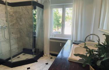 Design-Loft mit 2 Balkonen am Stadtwald - 20 min zur Messe Düsseldorf - Foto 31