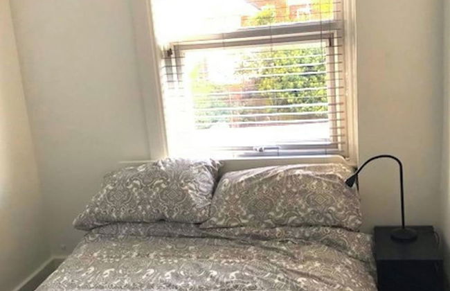 Cozy Quiet City Escape - Northampton Apartment - Foto 3