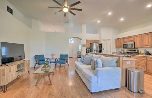 Sunny Brandon Getaway with Fire Pit! - Foto 1