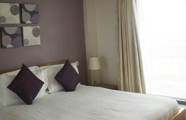 Liberty Wharf Apartments - Photo 4