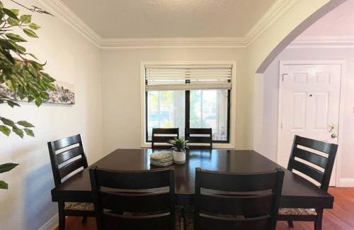 570 BayFair 5Br Coze home with Greatviews - Foto 15