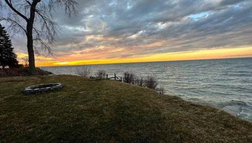 Lakefront Home w/Brilliant Views - Foto 5