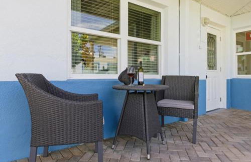 107-Waterfront-Walk to beach-Lovely - Foto 49