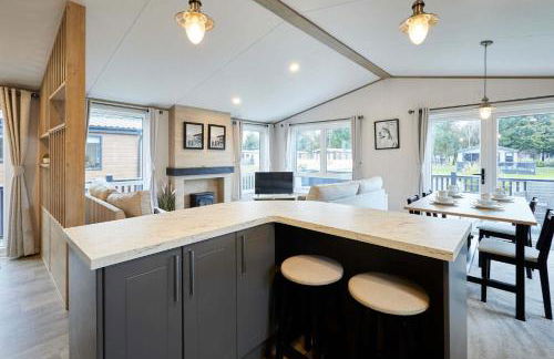 Loki's Retreat Lodge with Hot Tub - Foto 8