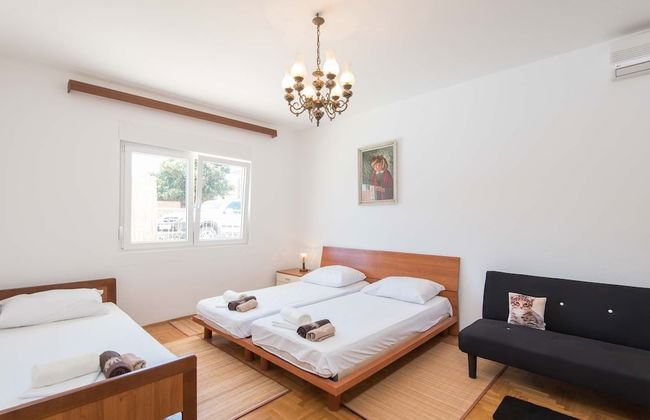 Villa Kosta - Photo 6