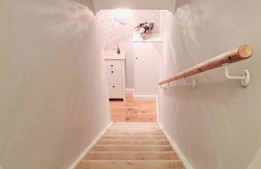 The Green Views Apartment Contractors, Families, Travel - Foto 7