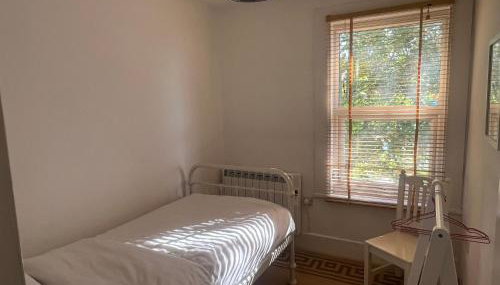 Large central 3 bedroom apartment superking 5 guests - free parking - Foto 2