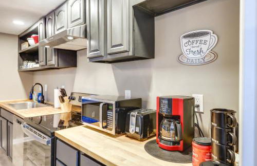 Cozy Newport Cottage Near Stadiums and Downtown - Foto 2