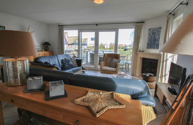 Villa With Terrace on the Water in Friesland - Foto 11