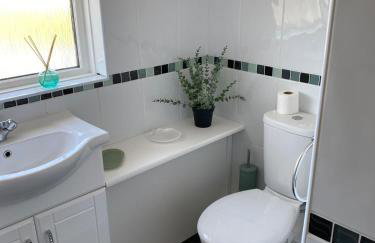Carol,s Place Bridgend, Porthcawl, Margam Park, Port Talbot, Swansea & Cardiff mins from J37 M4 sleeps 6 - Foto 30