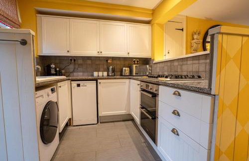 Elegant Number Two - Photo 70