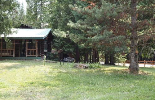 Spacious, Custom-Built Log Cabin - Foto 13