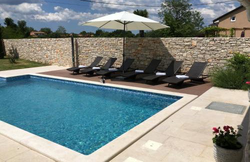 Villa Blanca with a heated private pool - Foto 13