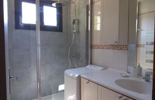 Grand F3 75m2 4/6 pers, jardin terrasse, top vue - Foto 3