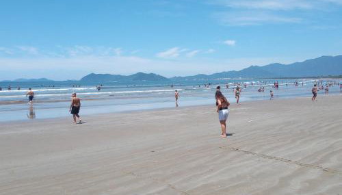 Casa de praia Bertioga SP Wi-Fi Fibra Home Office - Foto 4