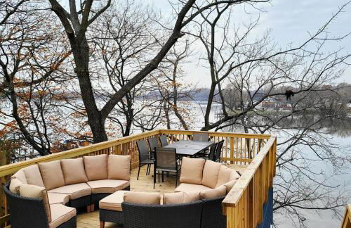 Waterfront Villa with Gameroom and Theater room - Foto 8