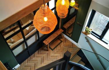 The Architects Home - Photo 6