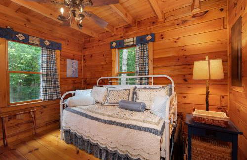 Three Loves Cabin - Three Loves Cabin - Cherry Log GA - Hot Tub, Fire Pit - Foto 40