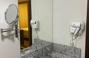 Via Première Flat Residencial Apto Inteiro próximo Centro de Convenções RioCentro - RioStay Parque Olímpico Farmasi Arena Barra Olímpica Jacarepaguá - Foto 8