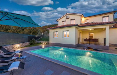 Villa Marilu, modern villa with pool near the sea - Foto 23