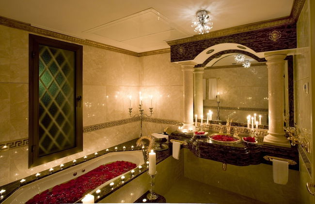 Royal Roman Empire - Photo 24