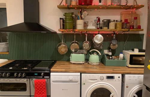 Ty Cariad - Photo 12