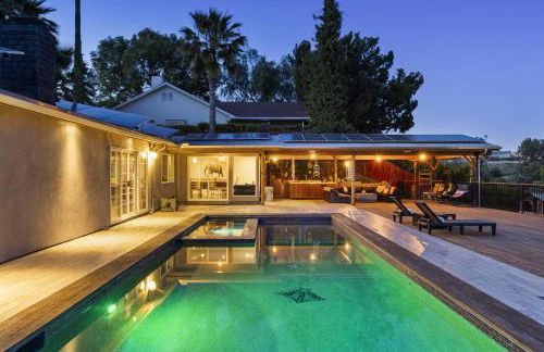 Middlebury Heights with Pool - Foto 10