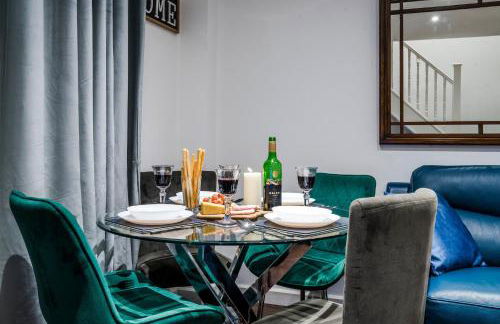 Great Location 2 Bedroom House in Nottingham, Private Garden, Fast Wi-Fi and Free Parking - Photo 43