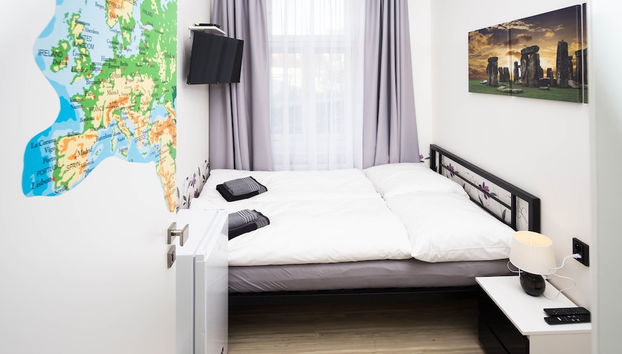 Apartment CONTINENTS by Train & Bus st. - Foto 4, Habitación