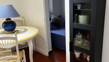 Au coeur du village avec petit balcon plein sud - Foto 4