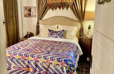 Historic Adobe 1 acre compound ultimate Santa Fe immersion Classic & Dreamy - Foto 13