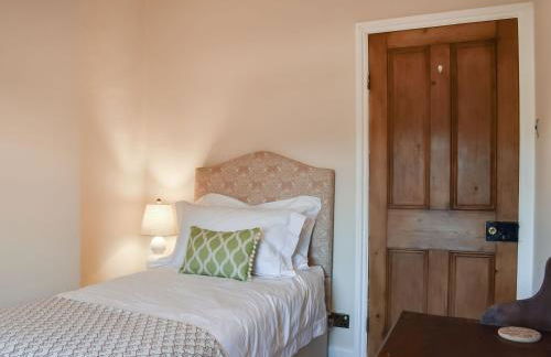 Meadowcroft - Photo 14