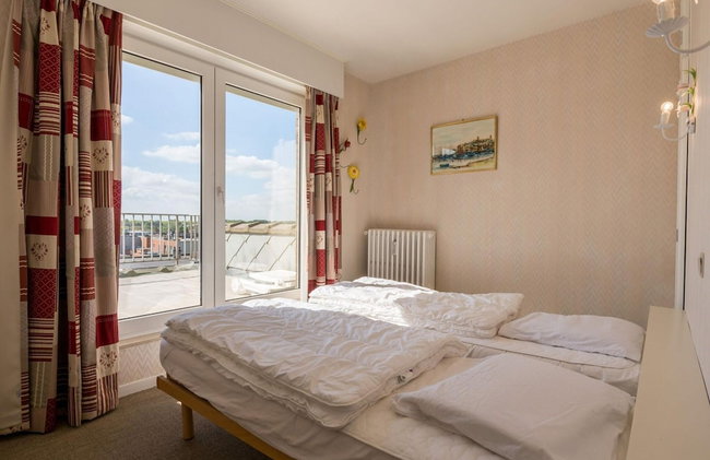 Penthouse in Seafront With Stunning Sea View - Photo 2