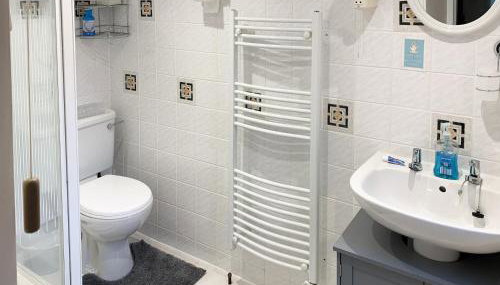 Cloverleaf - Foto 5, Shower