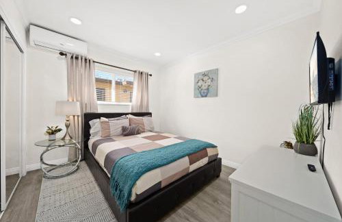 Dreamy & Relaxing Gem With Backyard - 12mins to DT LA - Foto 16