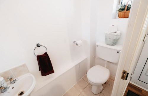 Booker Avenue House - 4 bedroom house with garden and parking - Foto 38