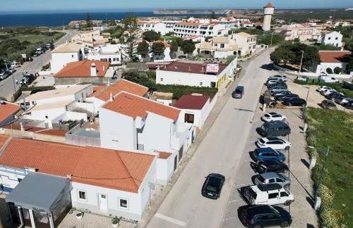 Casa Sagres T2 - 3 minutos a pé Praia da Mareta - Foto 19