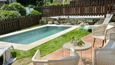 Wishome - Bonita casa con jardín y piscina, Cala Berellín - Foto 1, Garden, sunbed, Garden view