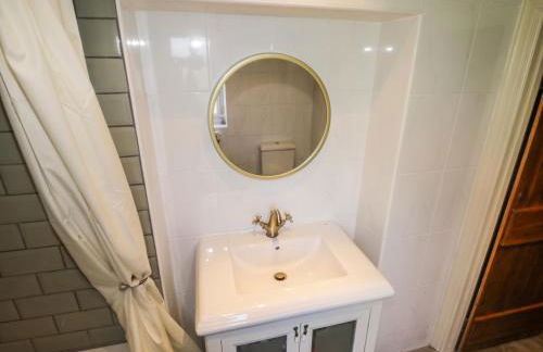 Bute Cottage - Photo 42