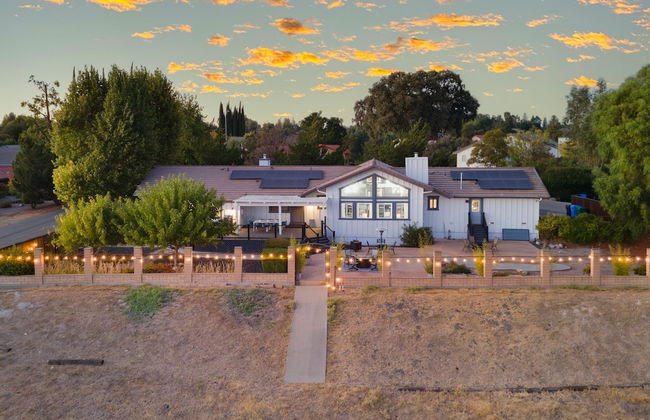 Paso Vista Bella by Avantstay Luxe Group Escape w Wine Country Views - Photo 42