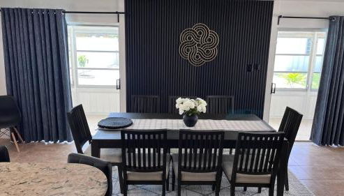 5 bedroom pool house air hockey walk to beach - Foto 4