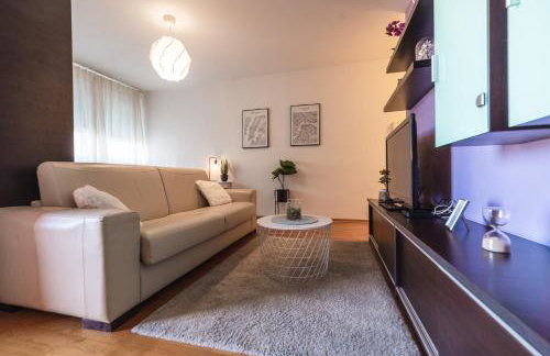 Flexible SelfCheckIns 29 - Zagreb - 1 Bedrooom - Loggia - New - Foto 19