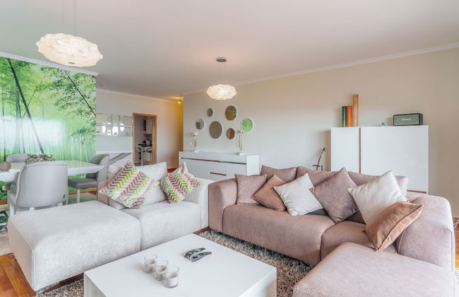 Stunning Apartment with sea view - Photo 1