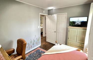 3 Bedroom - Boho By the Star - Cozy Home Close to Downtown Roanoke - Foto 8