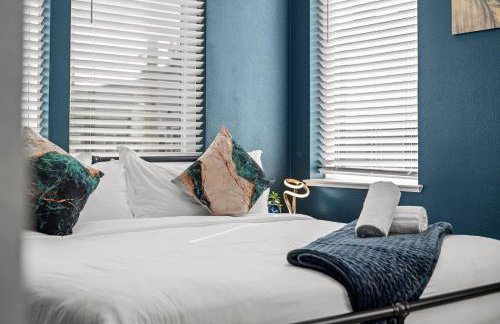 Trendy 3BR I Free Parking I Workspace - Photo 22