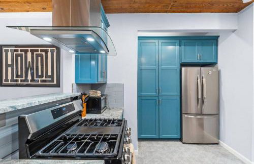 Casa Cowboy near Downtown, Gourmet Kitchen, Private Yard - Foto 11