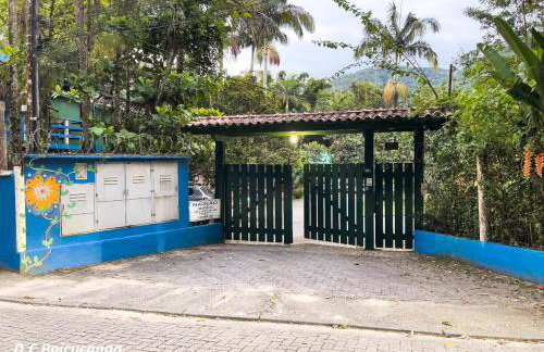 Casinha charmosa em condomínio, com piscina e muita natureza - Photo 15
